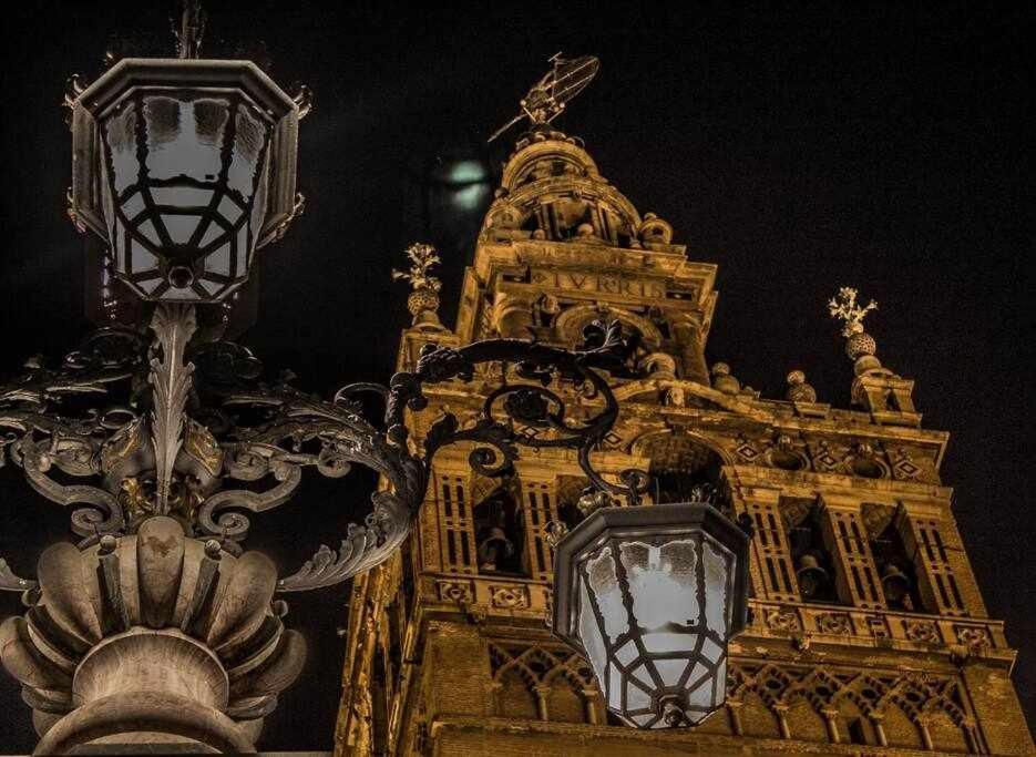 Casa Con Piscina Junto Catedral De Sevilla Buitenkant foto